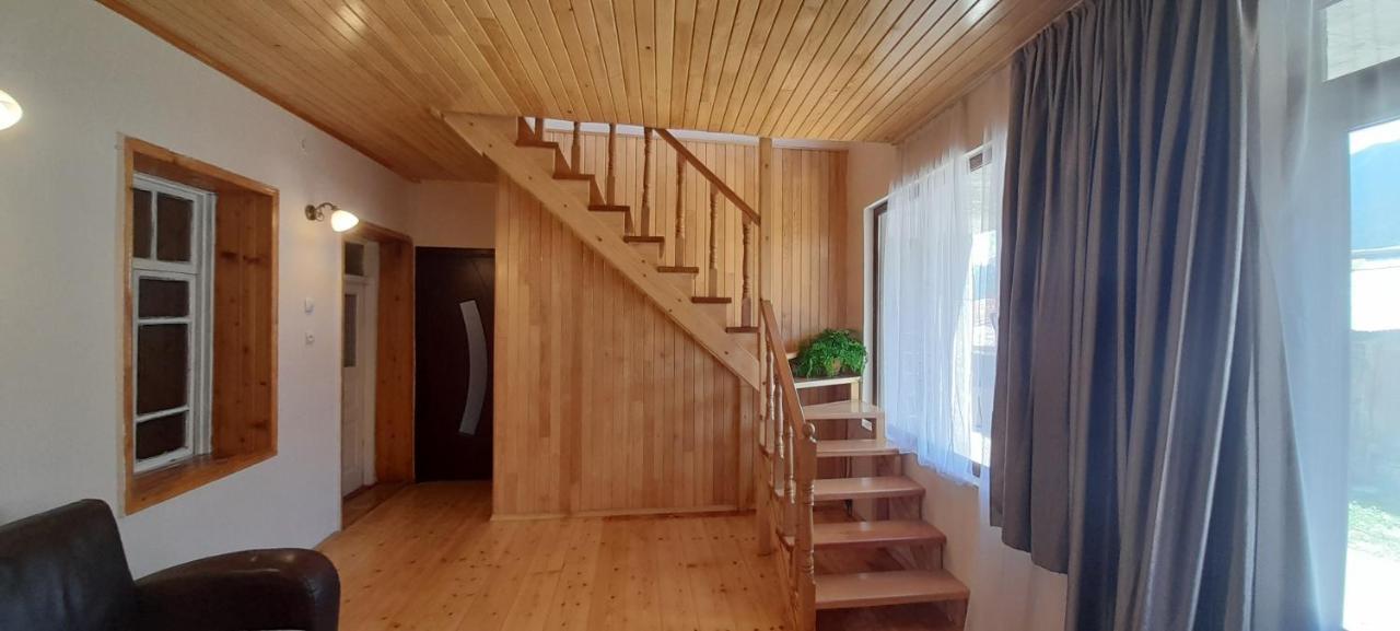 Guest House Lekhtagi Местія Екстер'єр фото
