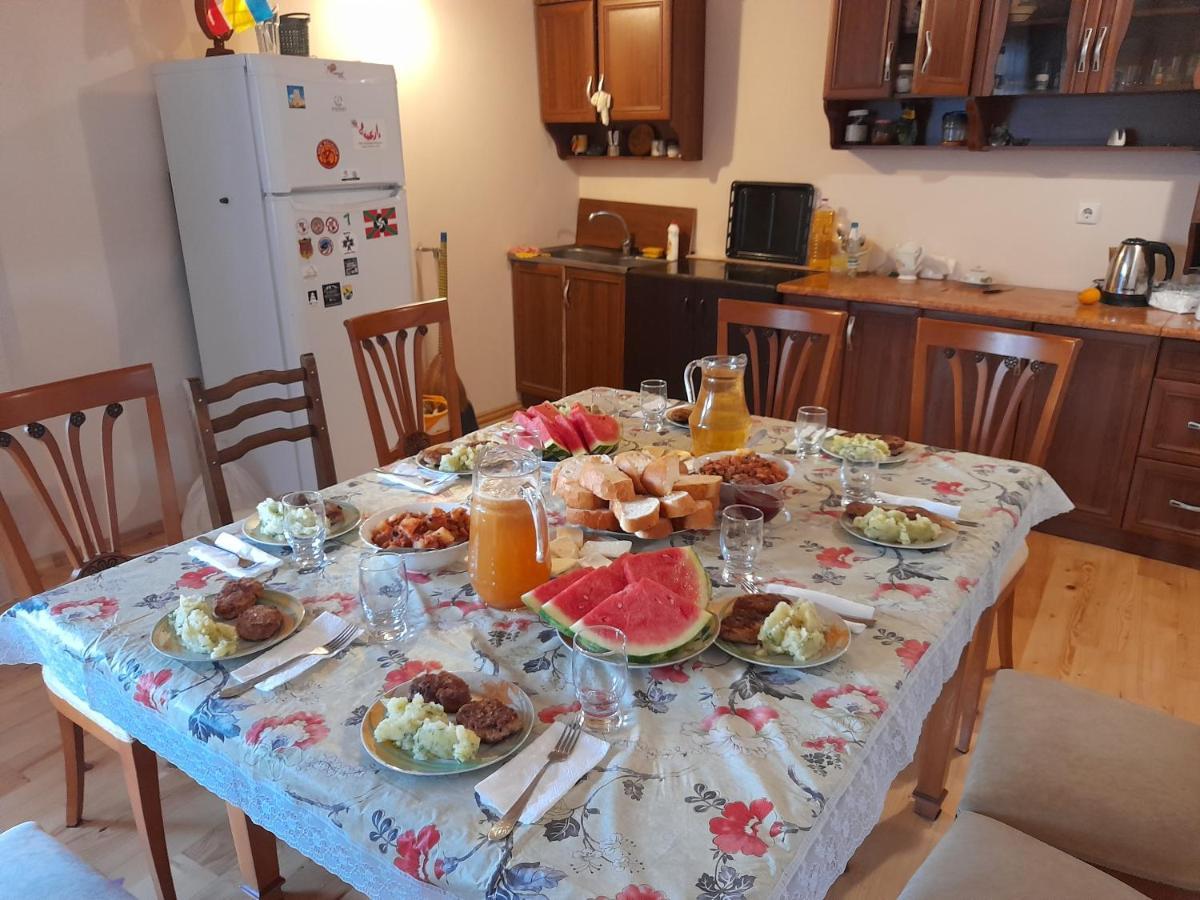 Guest House Lekhtagi Местія Екстер'єр фото